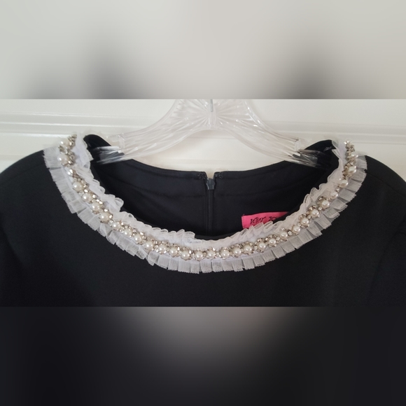 Betsey Johnson Black Dress with Pearl, Rhinestones & Tulle Collar Size 12 - Picture 5 of 5